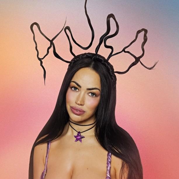 Photo of Aura Dione