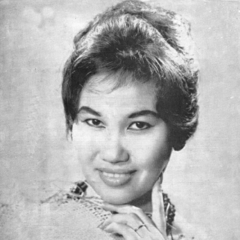 Cover image for Thái Thanh