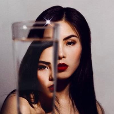 Anna Akana Profile Picture Photo of Anna Akana