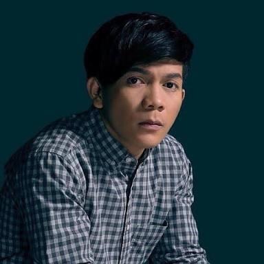 Photo of Jovit Baldivino