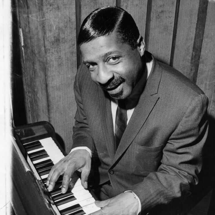 Erroll Garner Profile Picture Photo of Erroll Garner