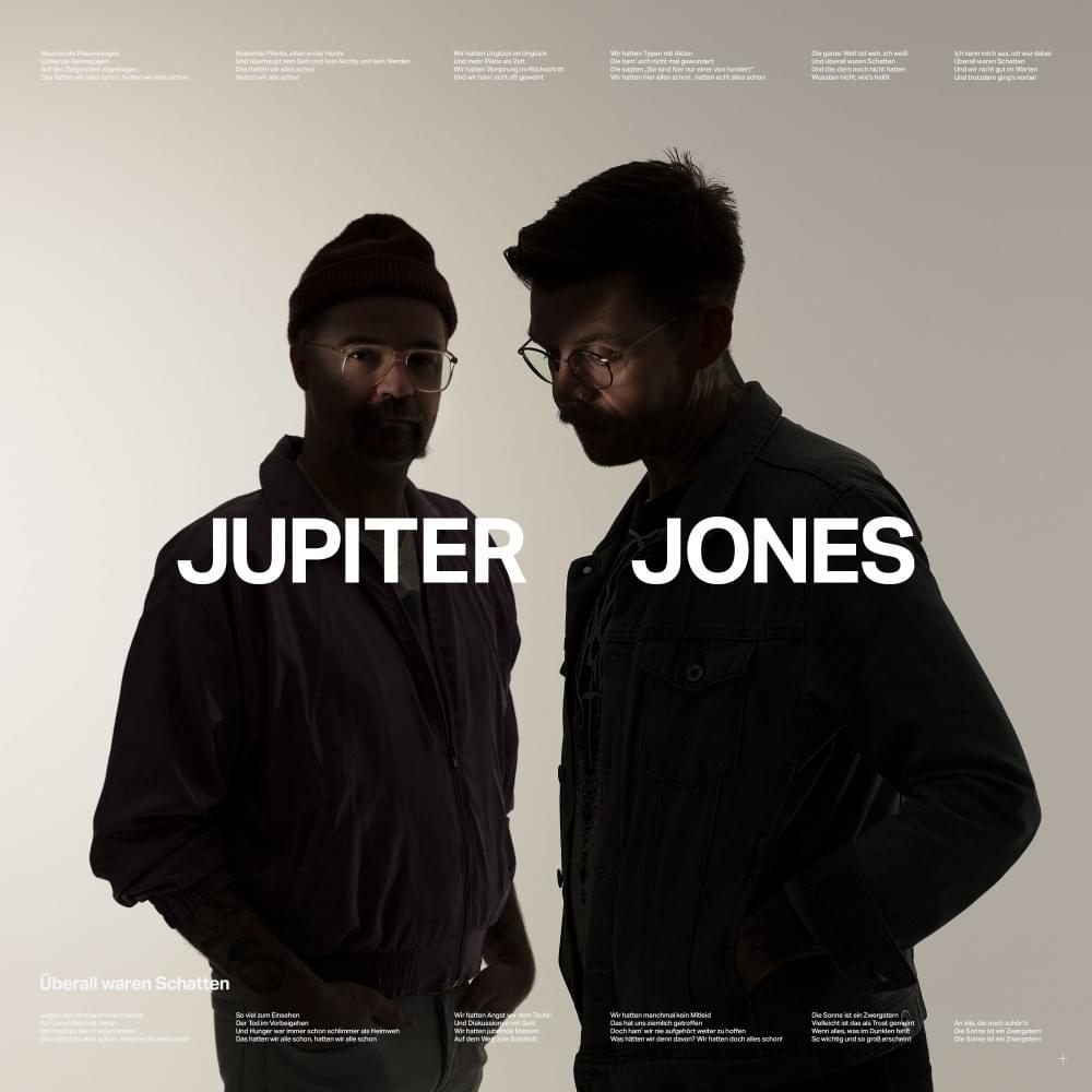 Album cover art for "Überall waren Schatten" by Jupiter Jones