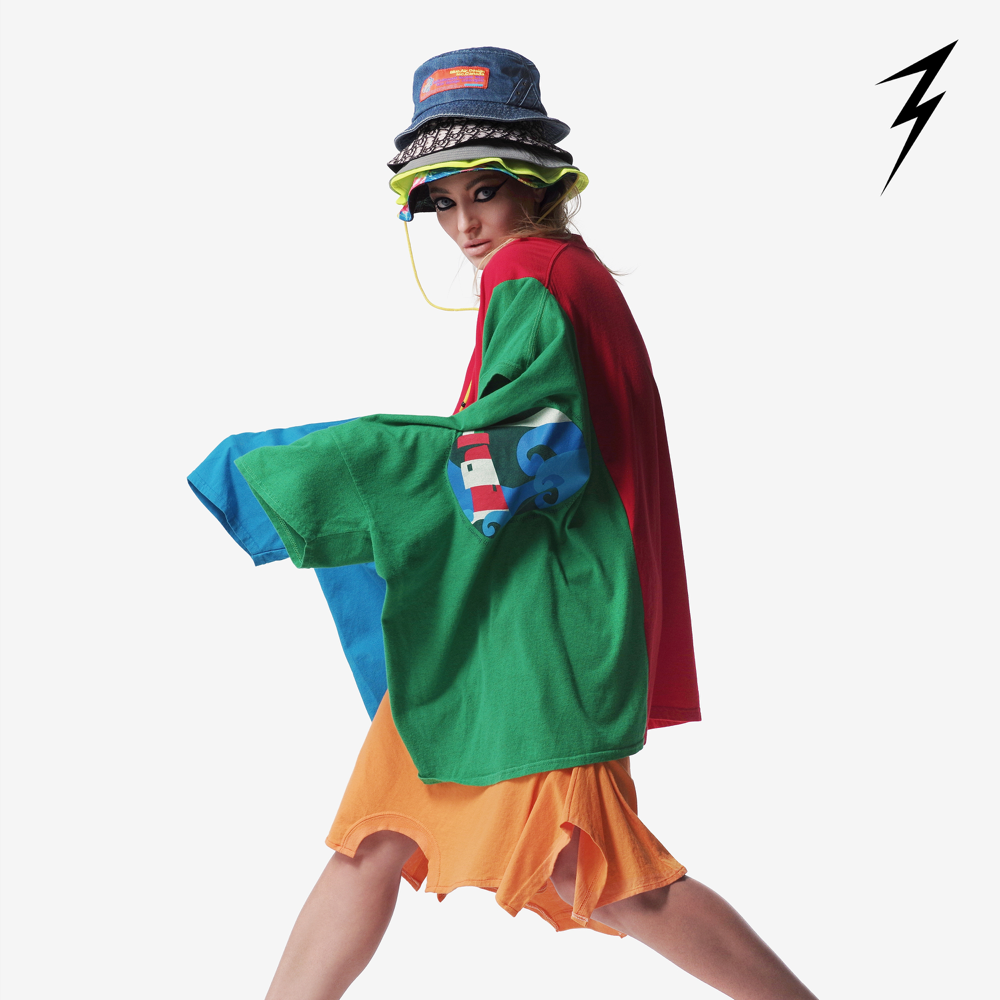Cover image for 7