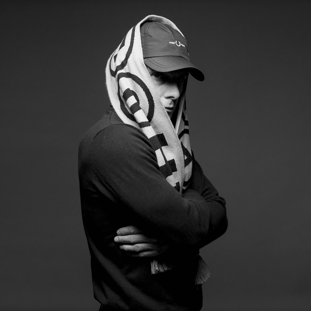 Album cover art for "HHULTRAS" by Włodi