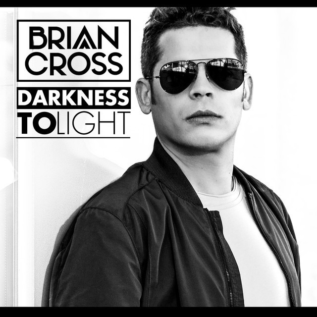 Cover image for Darkness to Light