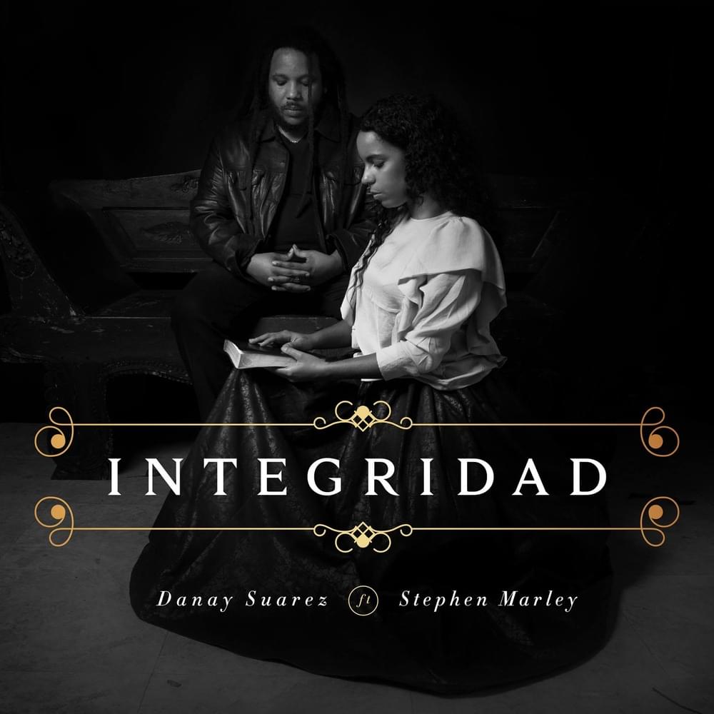 Album cover art for "Integridad" by Danay Suárez & Stephen Marley