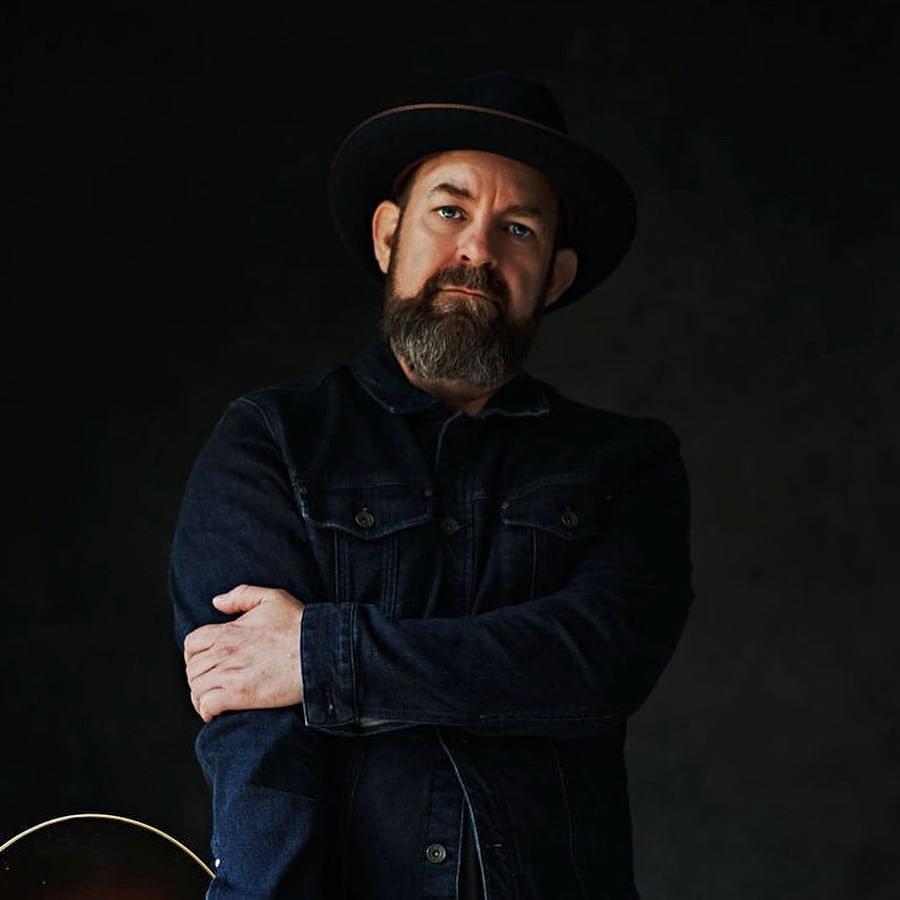 Kristian Bush Profile Picture Photo of Kristian Bush