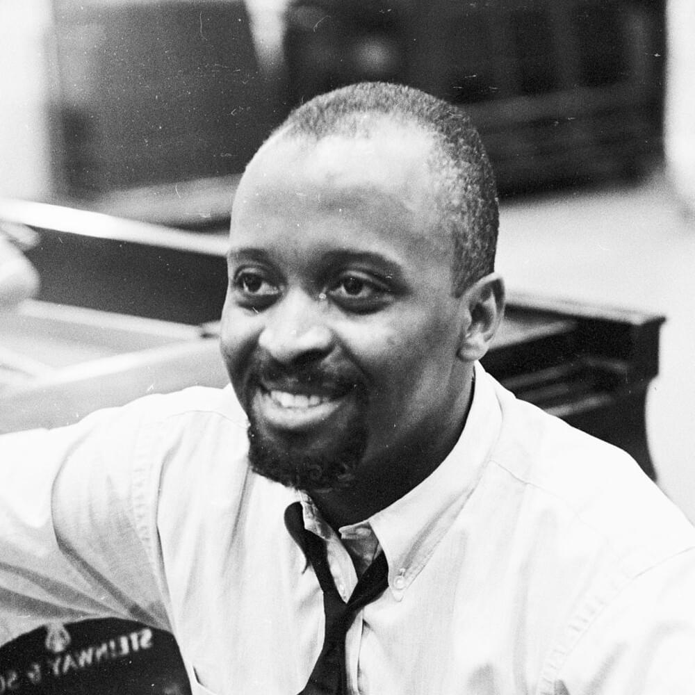 Junior Mance Profile Picture Photo of Junior Mance