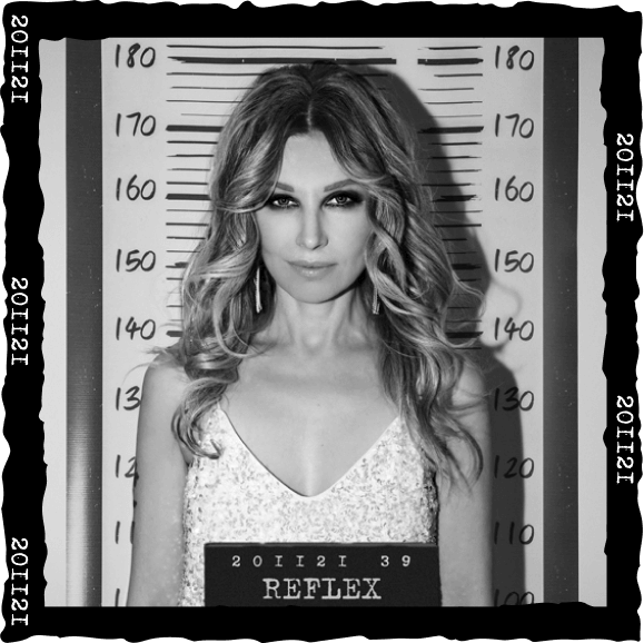 Album cover art for "Новая модель (New Model)" by REFLEX