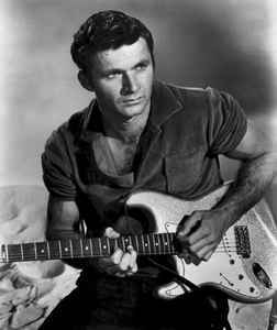 Dick Dale Profile Picture Photo of Dick Dale