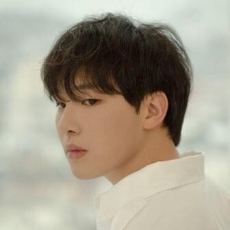 Photo of Kim Min Seok (김민석)