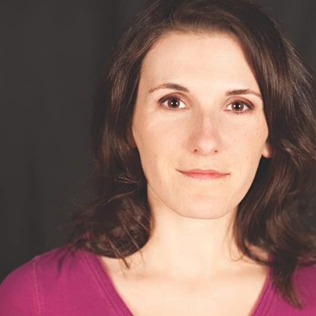 Photo of Kelly Sheridan