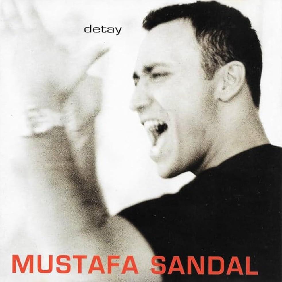 Album cover art for "Onca" by Mustafa Sandal