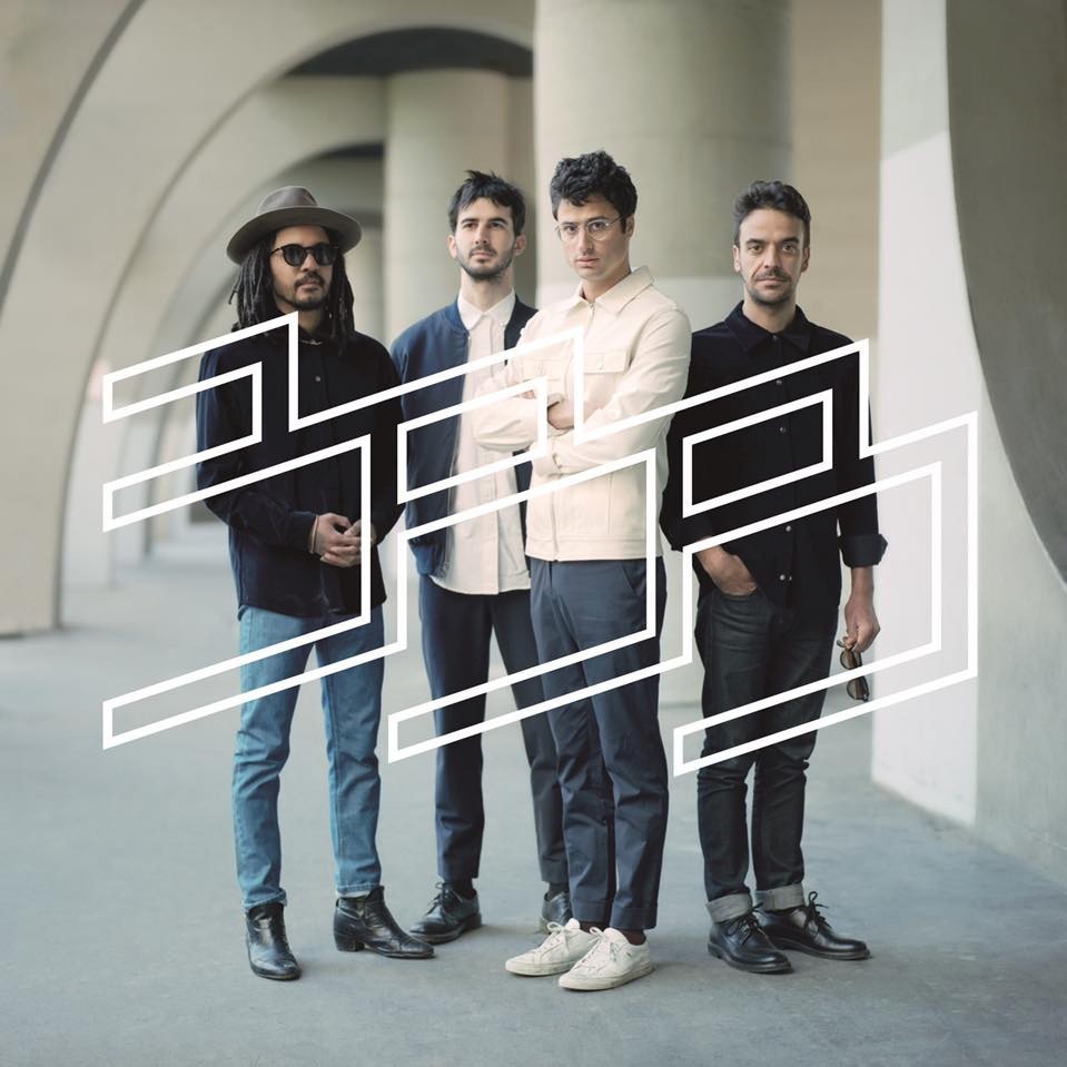 Cover image for Puzzle