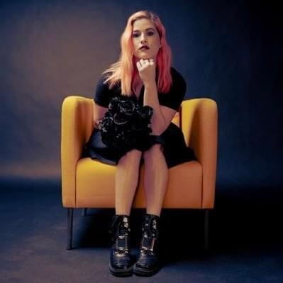 Photo of Cassadee Pope