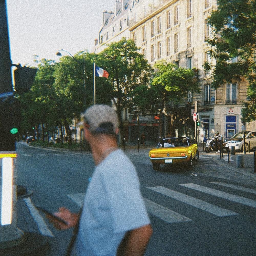 Cover image for août 22