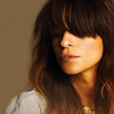 Cover image for Bebe
