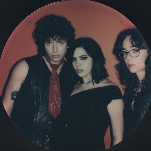 Sunflower Bean Profile Picture Photo of Sunflower Bean