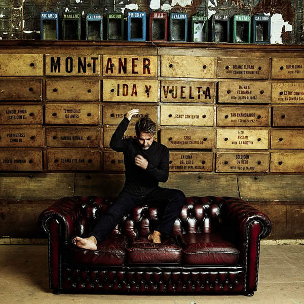 Album cover art for "Me Va A Extrañar" by Julión Álvarez y su Norteño Banda