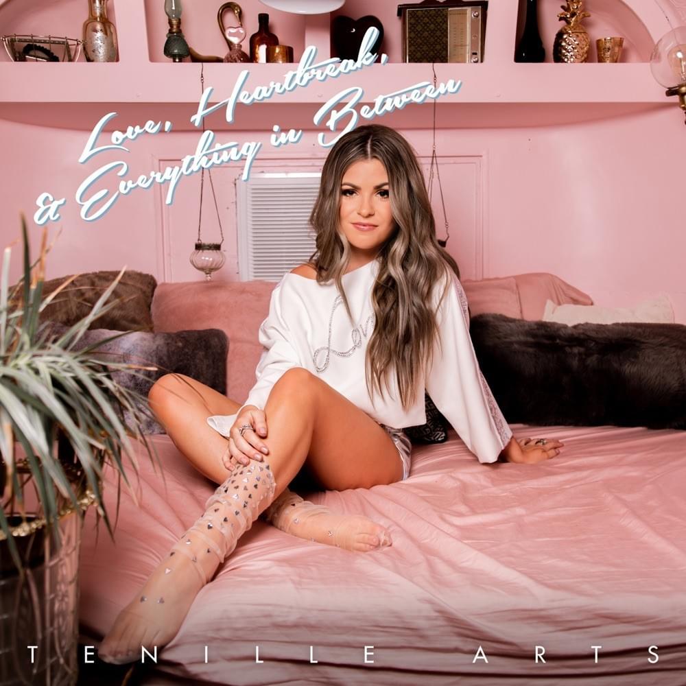 Cover image for Love, Heartbreak, & Everything in Between