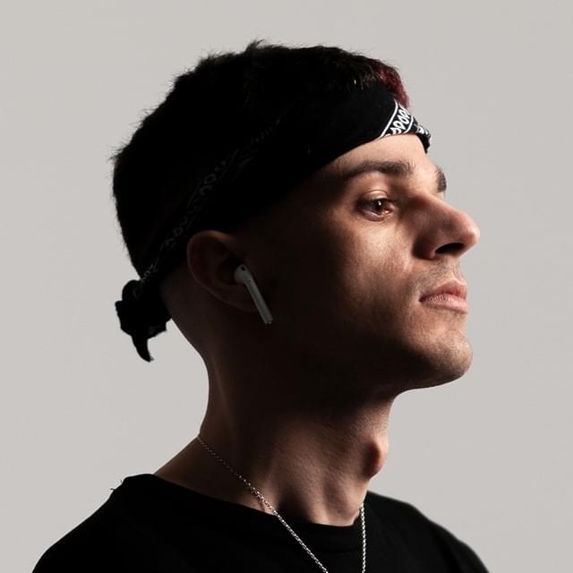 Șapte Profile Picture Photo of Șapte
