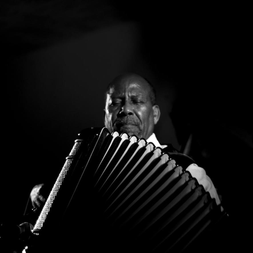 Hailu Mergia Profile Picture Photo of Hailu Mergia