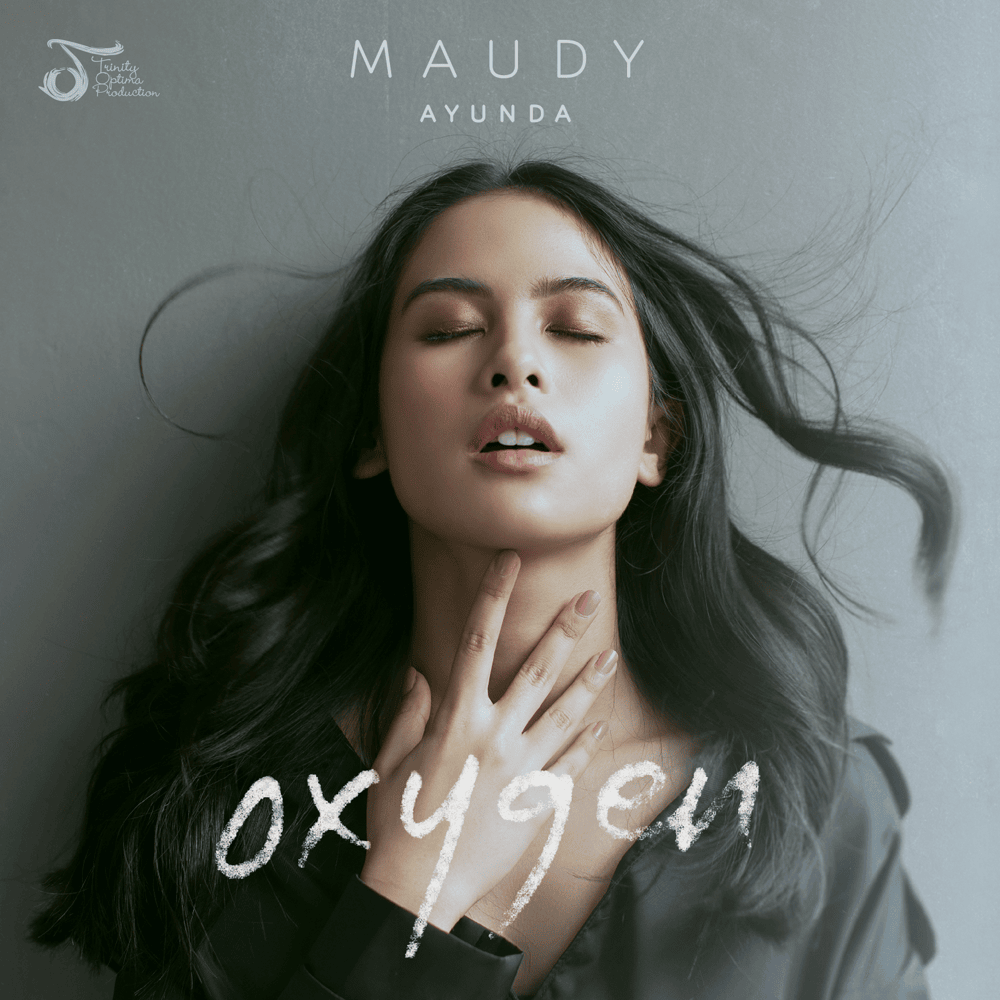 Aku Sedang Mencintaimu by Maudy Ayunda