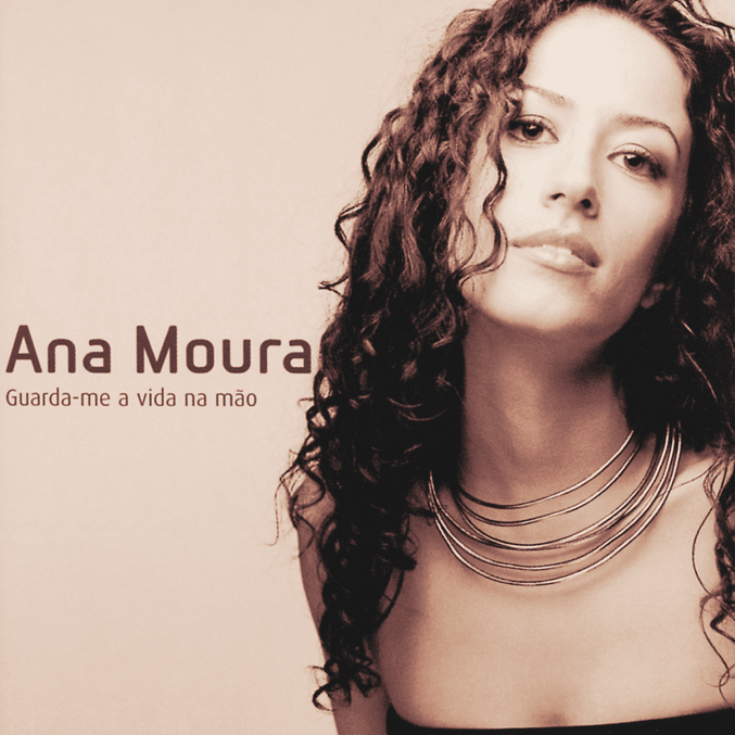 Album cover art for "Porque teimas nesta dor" by Ana Moura