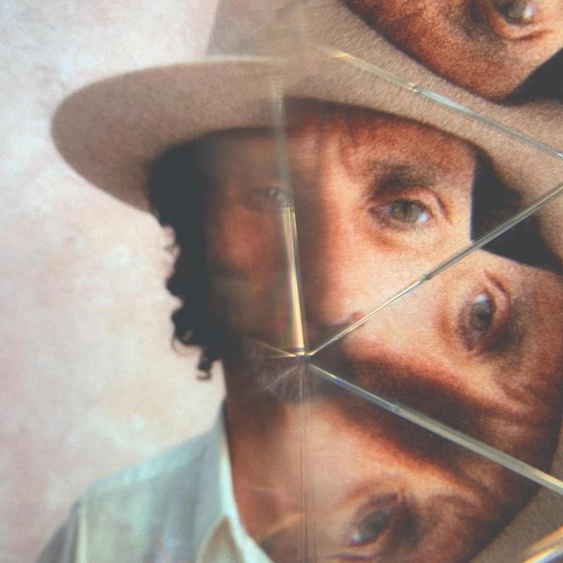 Album cover art for "Ángulo Muerto" by Leiva