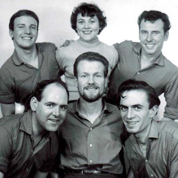 Photo of The Chas McDevitt Skiffle Group