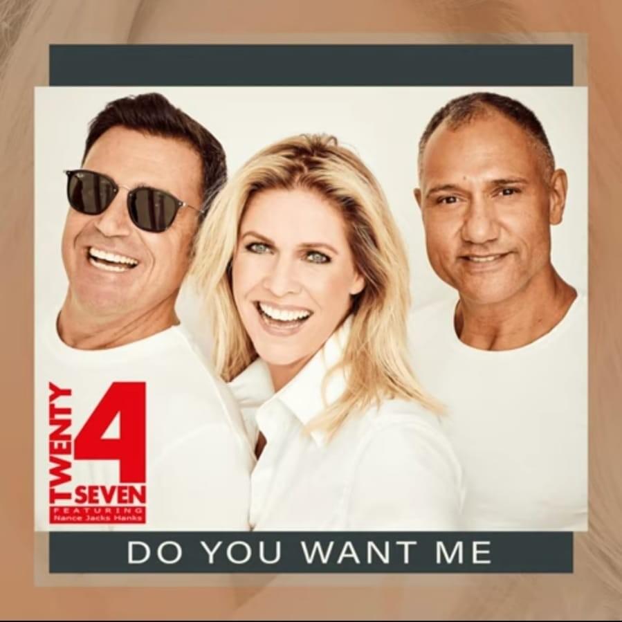 Cover image for Twenty 4 Seven