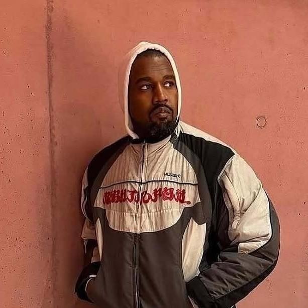 Album cover art for "The Life Of Pablo Studio Notepad" by Kanye West