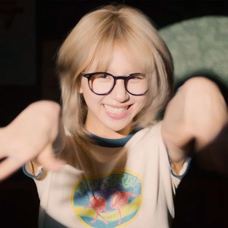 Album cover art for "Weatherman" by CHAEYOUNG