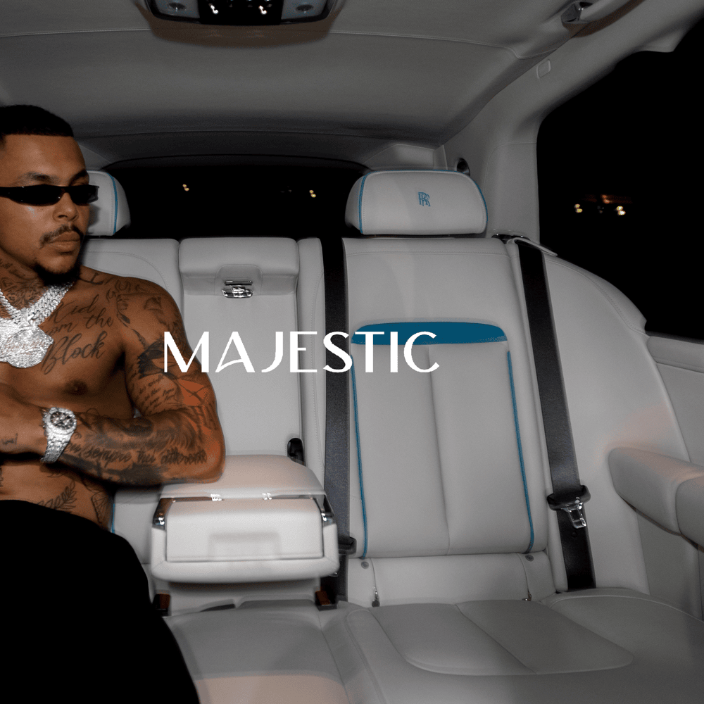 Cover image for Majestic