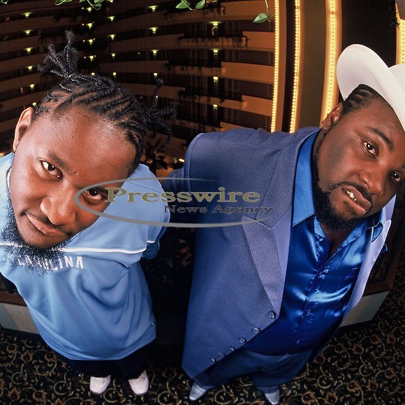Cover image for Dirty (Rap Group)