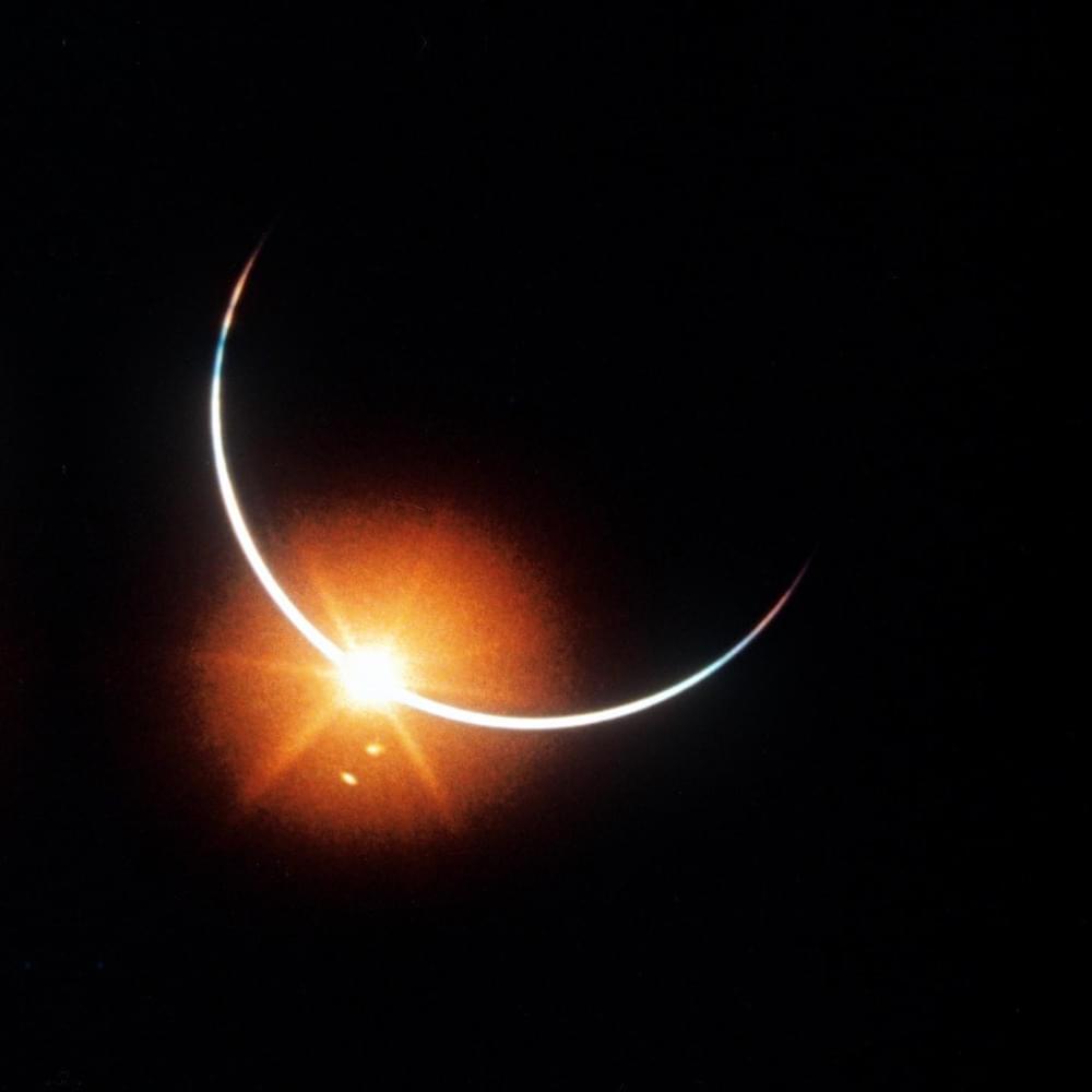Album cover art for "FORTUNA" by Ghali