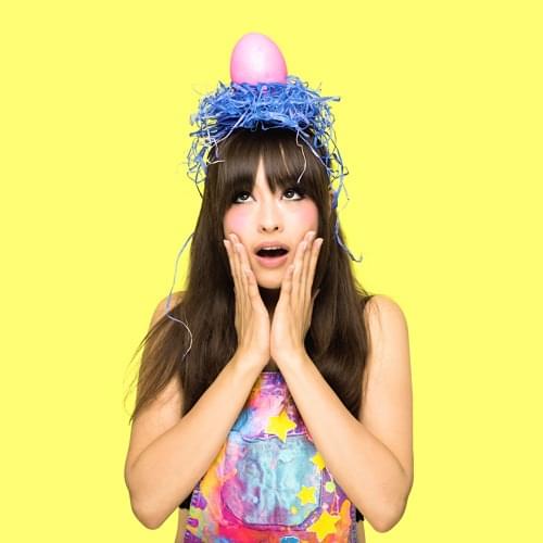 Album cover art for "Chicken" by Kero Kero Bonito