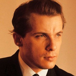 Cover image for Glenn Gould