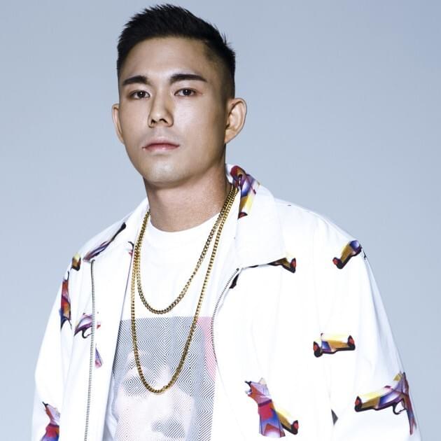 YUNB (윤비) Profile Picture Photo of YUNB (윤비)