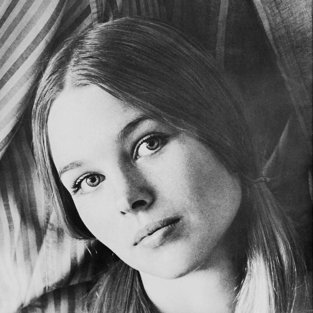 Photo of Michelle Phillips