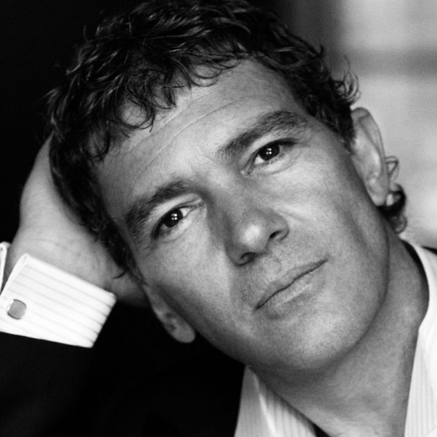 Antonio Banderas Profile Picture Photo of Antonio Banderas