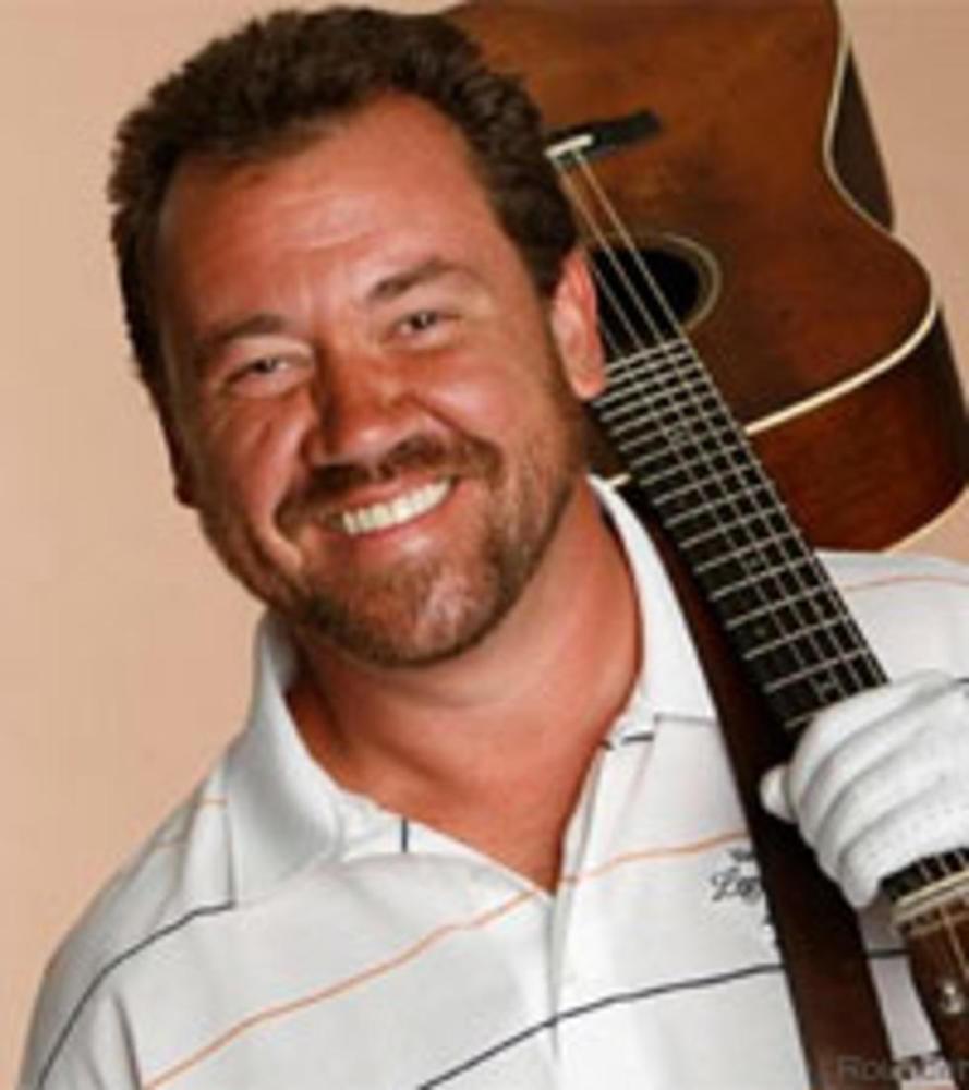 Dan Tyminski Profile Picture Photo of Dan Tyminski