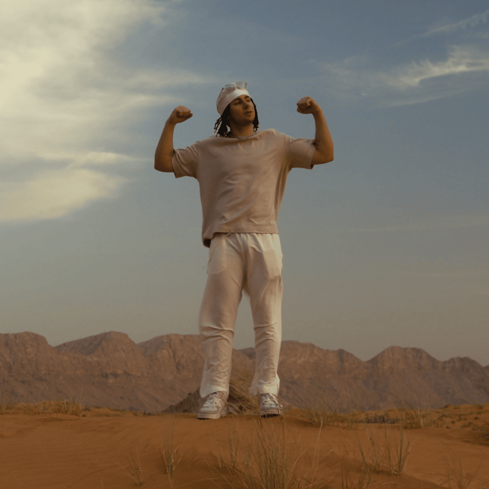 Album cover art for "READY" by Waima