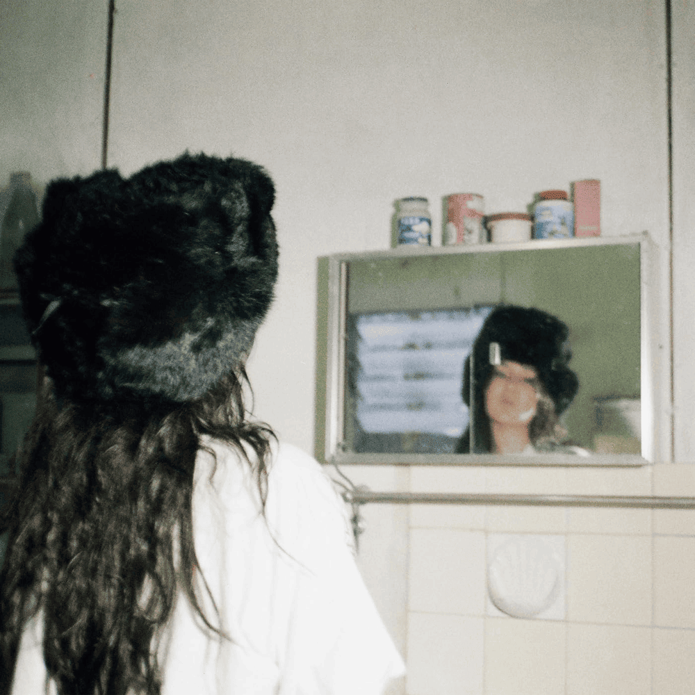 Cover image for Radio