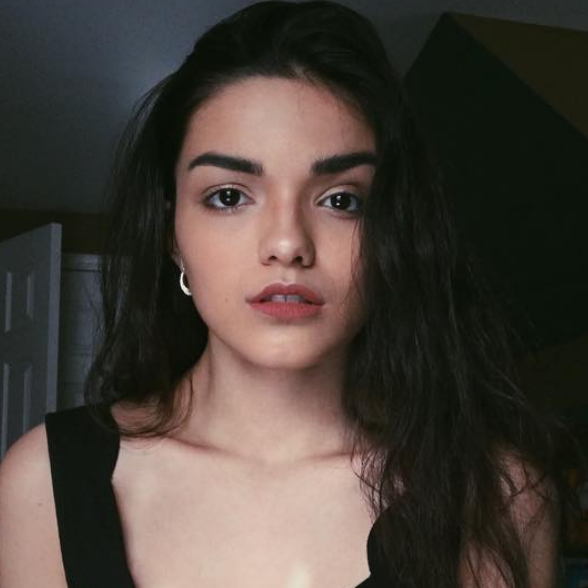 Photo of Rachel Zegler