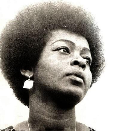 Phyllis Dillon Profile Picture Photo of Phyllis Dillon