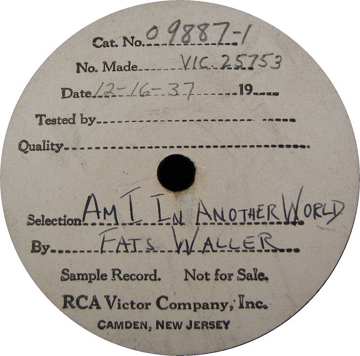 Album cover art for "Am I In Another World?" by Fats Waller & Fats Waller and His Rhythm