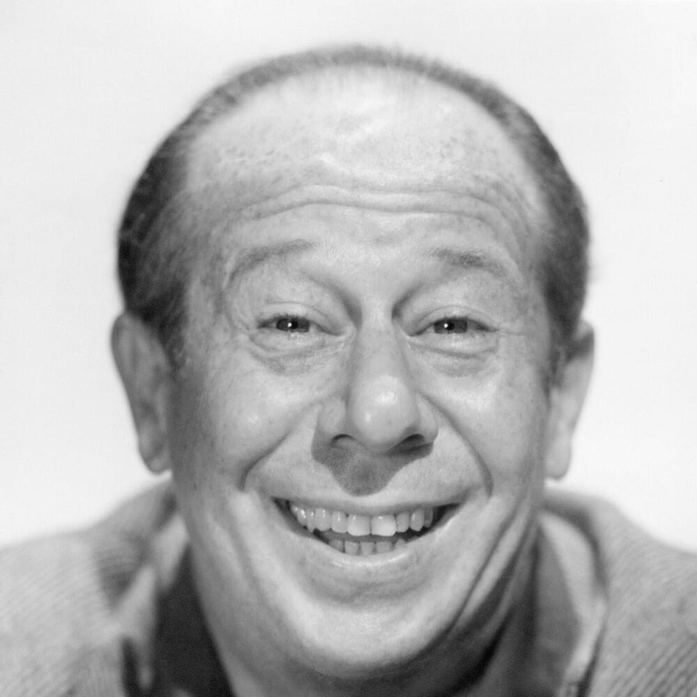 Bert Lahr Profile Picture Photo of Bert Lahr