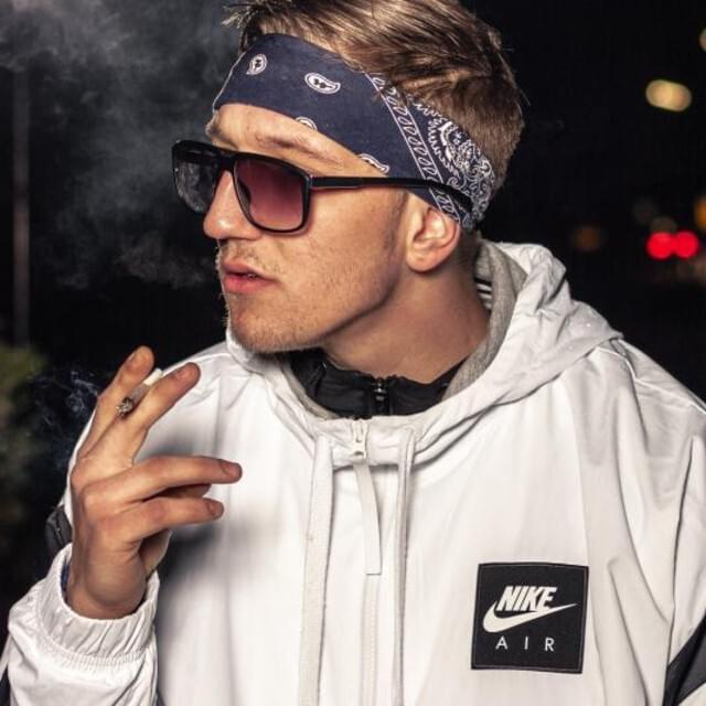 Stayzee B Profile Picture Photo of Stayzee B