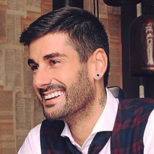 Melendi Profile Picture Photo of Melendi
